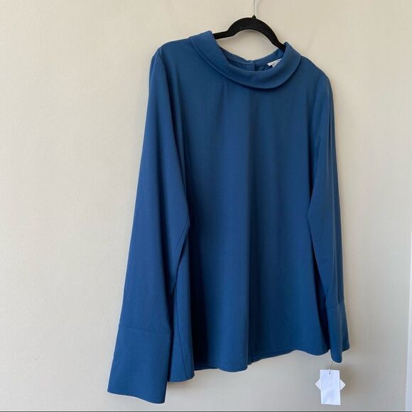 Nwt-halogen Button Back Long Sleeve Blouse (Size:Medium) - Picture 2 of 12